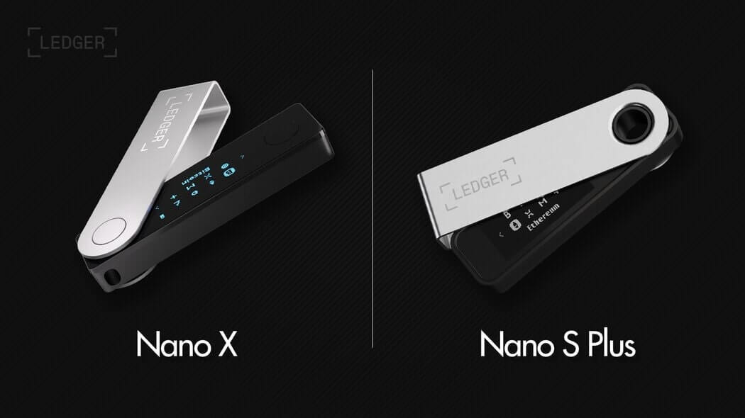 Ledger Nano X (à esquerda) e Ledger Nano S Plus (à direita)